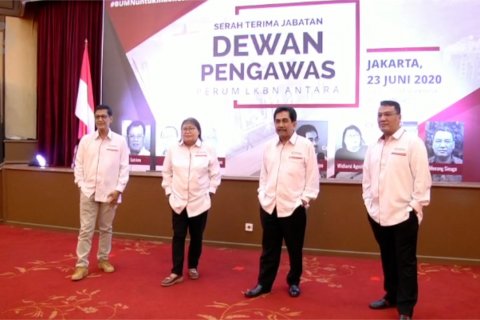 Empat Dewan Pengawas baru Antara resmi bertugas