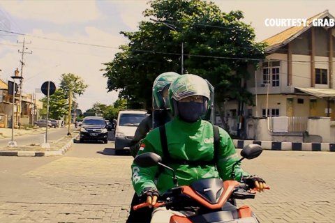 Ojol beroperasi, ini prosedur kesehatan Gojek dan Grab