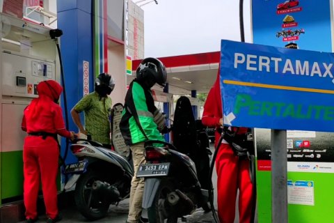 Pertamina masih salurkan premium dan pertalite