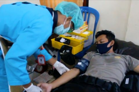 Ratusan anggota Polda Papua lakukan donor darah