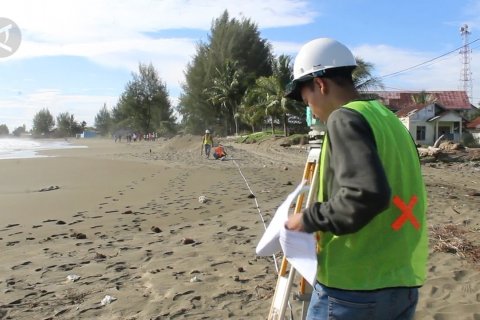 Cegah abrasi, Aceh Barat bangun tanggul 1,6 km