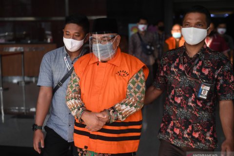 KPK Tahan Mantan Anggota DPRD Jambi