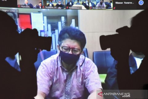 Hadi Sutrisno divonis tiga tahun penjara