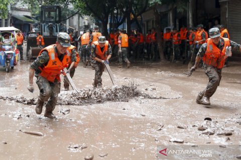 Sungai Wuqiao di China meluap, banjir rendam Kota Chongqing