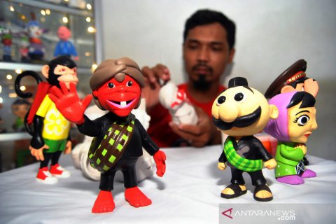 Kerajinan boneka maskot daerah