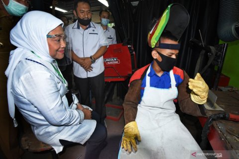 Menaker tinjau Balai Pengembangan Latihan Kerja