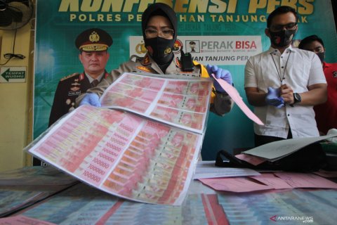 Kasus pembuatan uang palsu