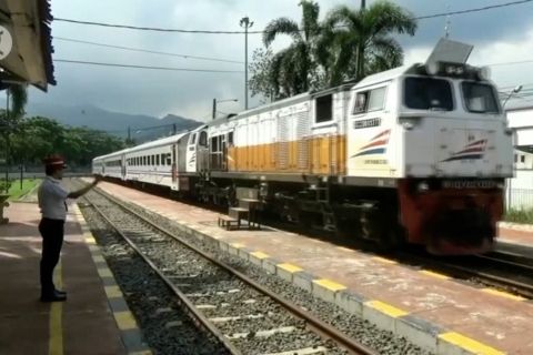 Sambut Idul Adha,  PT KAI Daop 1 Jakarta tambah 4 perjalanan kereta