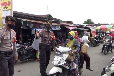 Masih banyak warga abaikan protokol kesehatan di pasar tradisional