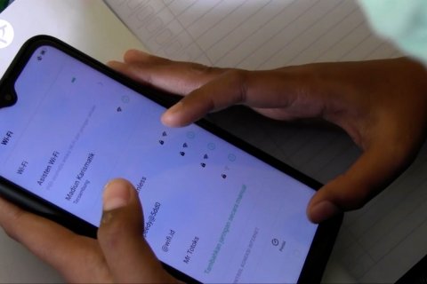 Berburu wifi gratis ke Poskamling