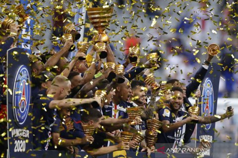 PSG juara Piala Liga Prancis usai tundukkan Lyon lewat adu penalti