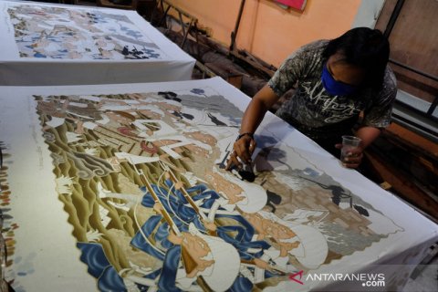 Batik tulis Laweyan bertema kemerdekaan