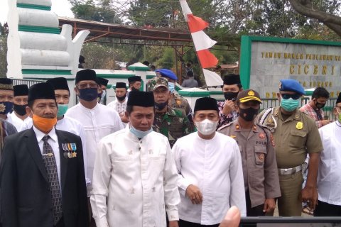 HUT Kota Serang, Walikota dan Kapolsek Cipocok Jaya ziarah di TMP