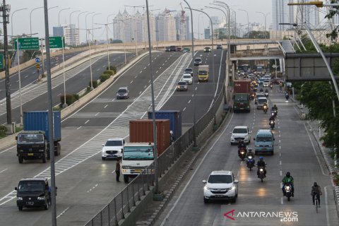 Wacana tol dalam kota bisa dilintasi pengendara sepeda jenis road bike