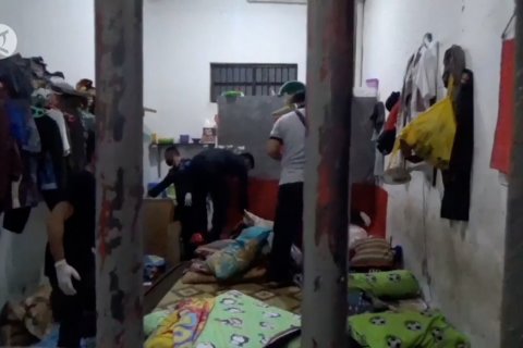 Kamar napi rutan Palu digeledah
