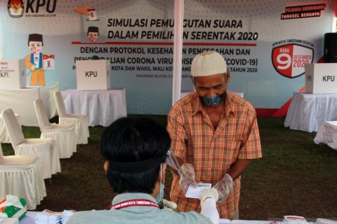Simulasi pemungutan suara dengan protokol kesehatan