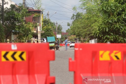(FOTO) - Penyekatan Pintu Masuk Klaster Ampera
