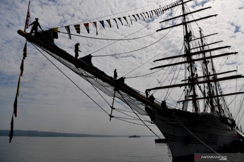 Pelepasan KRI Bima Suci keliling Indonesia