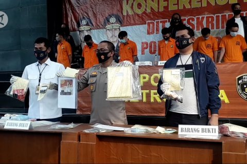 Polda Metro gerebek pesta gay di Jakarta Selatan