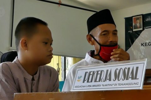 Layanan sosial keliling menjangkau disabilitas di tengah pandemi
