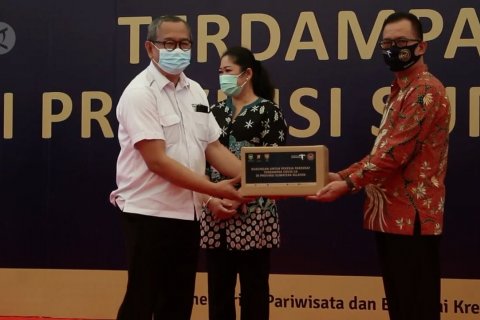 Kemenparekraf salurkan 10.298 paket bantuan untuk pelaku pariwisata terpapar COVID-19