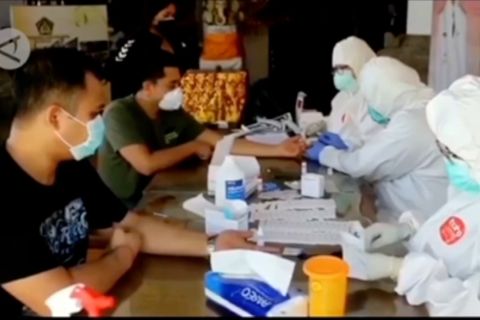 Kasus COVID-19 di Indonesia meningkat dalam seminggu terakhir