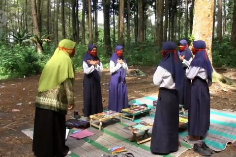 Program guru sambang atasi kesulitan sinyal bagi pelajar