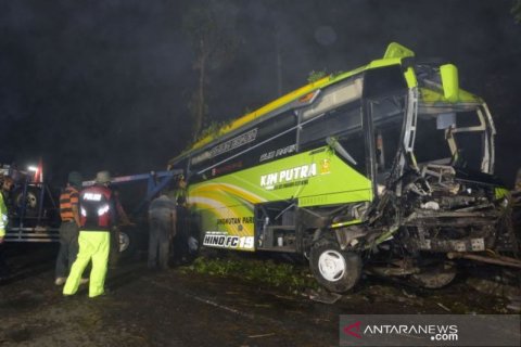 Kecelakaan Bus Pariwisata Di Wonosobo