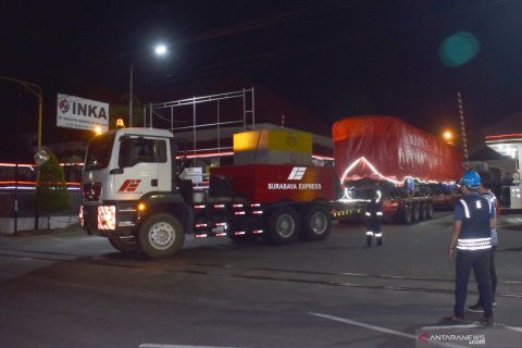 Pengiriman kereta INKA ke Bangladesh