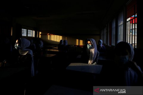 Sekolah di Gaza kembali dibuka