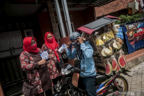 Sosialisasi protokol kesehatan 3M di perkampungan