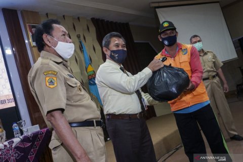 Program paket sembako Bank Indonesia Tegal