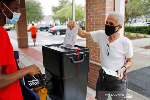 Pemungutan suara awal digelar sebelum Pemilu 3 November di Amerika Serikat