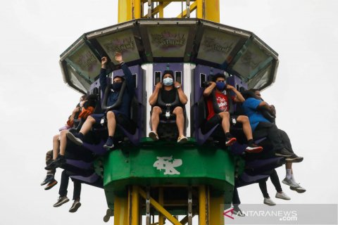 Wahana hiburan di Filipina kembali dibuka