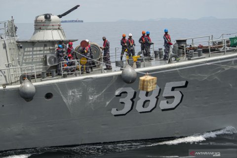 Latihan RAS KRI Bima Suci dan KRI Teuku Umar