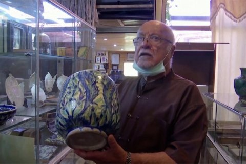 Menengok museum pribadi Abu Dehis berisi 25 ribu artefak di Yordania