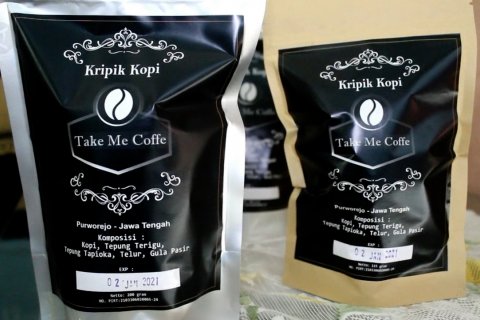 Renyahnya keripik kopi khas Purworejo