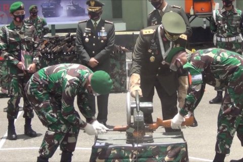 Kodam Pattimura musnahkan ratusan senjata sisa konflik Ambon