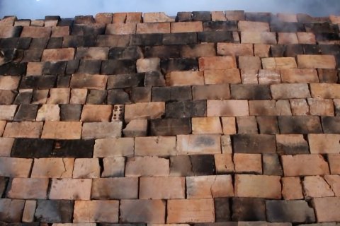 Penjualan batu bata di Palembang meningkat saat pandemi