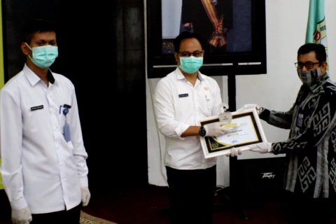 19 Instansi di Kalbar terima anugerah Keterbukaan Informasi Publik