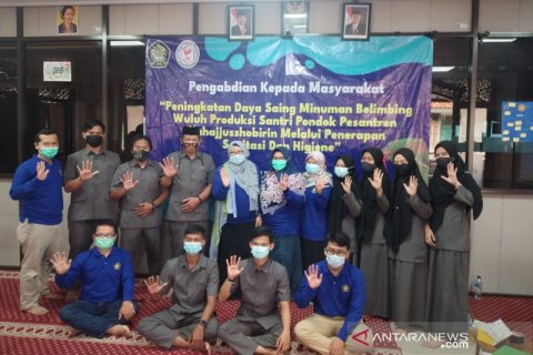 Fakultas Farmasi Universitas Pancasila gelar PKM di Ponpes Minhajusshobirin