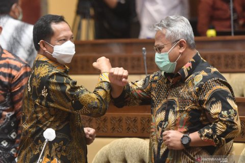 Rapat Kerja Pemerintah dengan DPR jelang Pilkada serentak