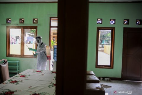 Ruang isolasi mandiri swadaya masyarakat