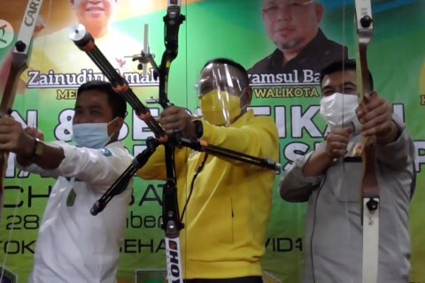 Kemenpora dorong peralatan panahan dalam negeri bersertifikat