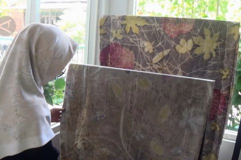 Batik ecoprint, batik kontemporer yang ramah lingkungan