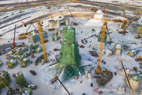 Wahana Dunia Es dan Salju Harbin