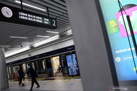 MRT batasi jam operasionalnya selama Pengendalian Kegiatan Masyarakat di Jakarta