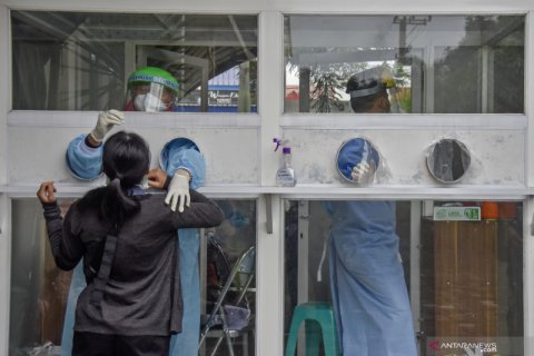 Jelang Tahun Baru permintaan test cepat antigen meningkat