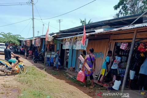 Aktvitas ekonomi di pasar Skouw perbatasan RI-PNG