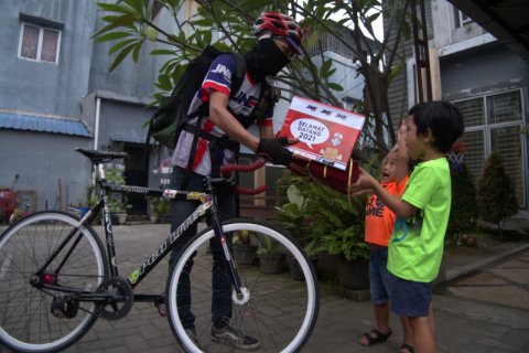 Layanan Kurir Sepeda JNE